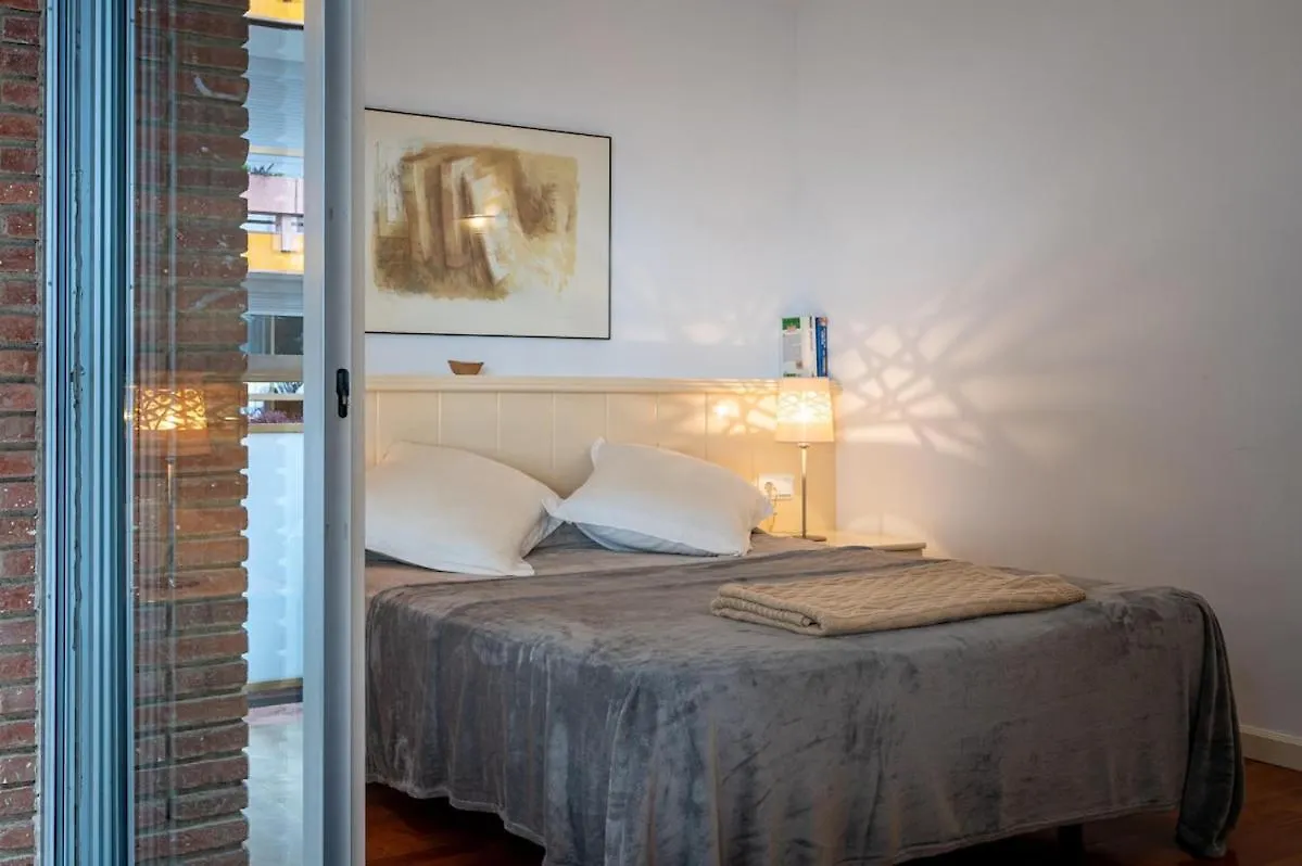 Apartament At103 Pins Beachfront Complex, Beach View Torredembarra Hiszpania