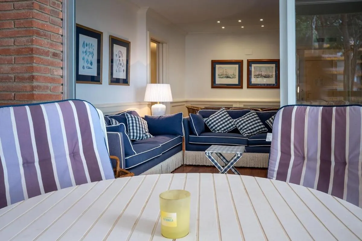 At103 Pins Beachfront Complex, Beach View Torredembarra
